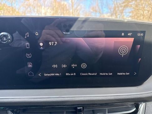 New 2026 Buick Envista Sport Touring FWD image 21