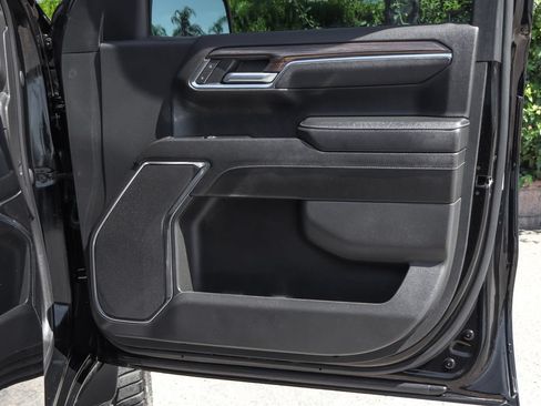 Used 2023 Chevrolet Silverado 1500 RST AWD/4WD image 44