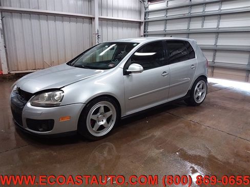 Used 2008 Volkswagen GTI 4-Door image 4