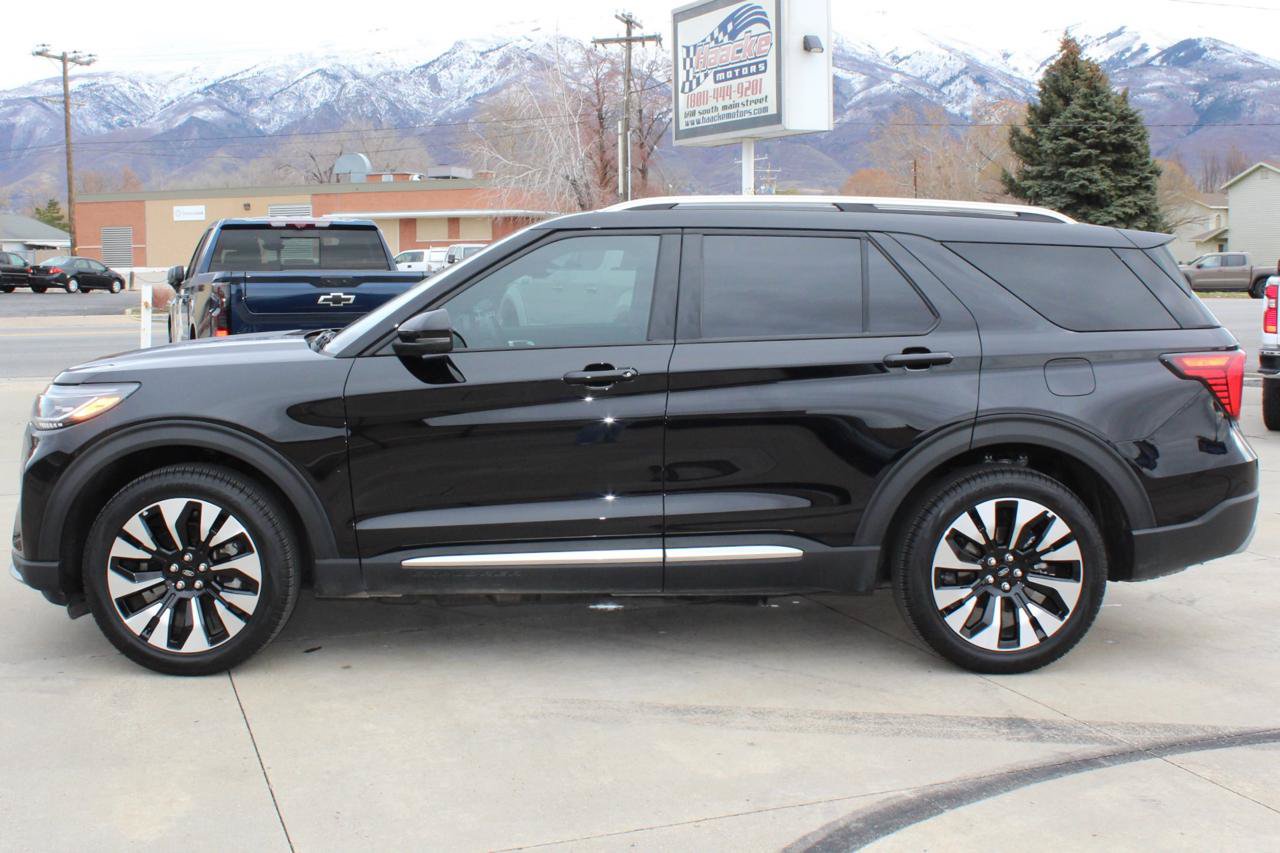 Used 2025 Ford Explorer Platinum w/ LUX Leather Package AWD/4WD image 40