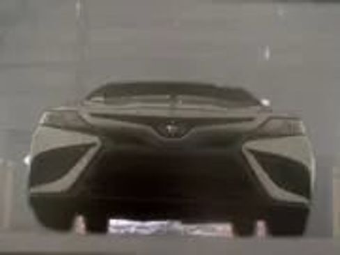 Used 2022 Toyota Camry SE w/ Convenience Package FWD image 8