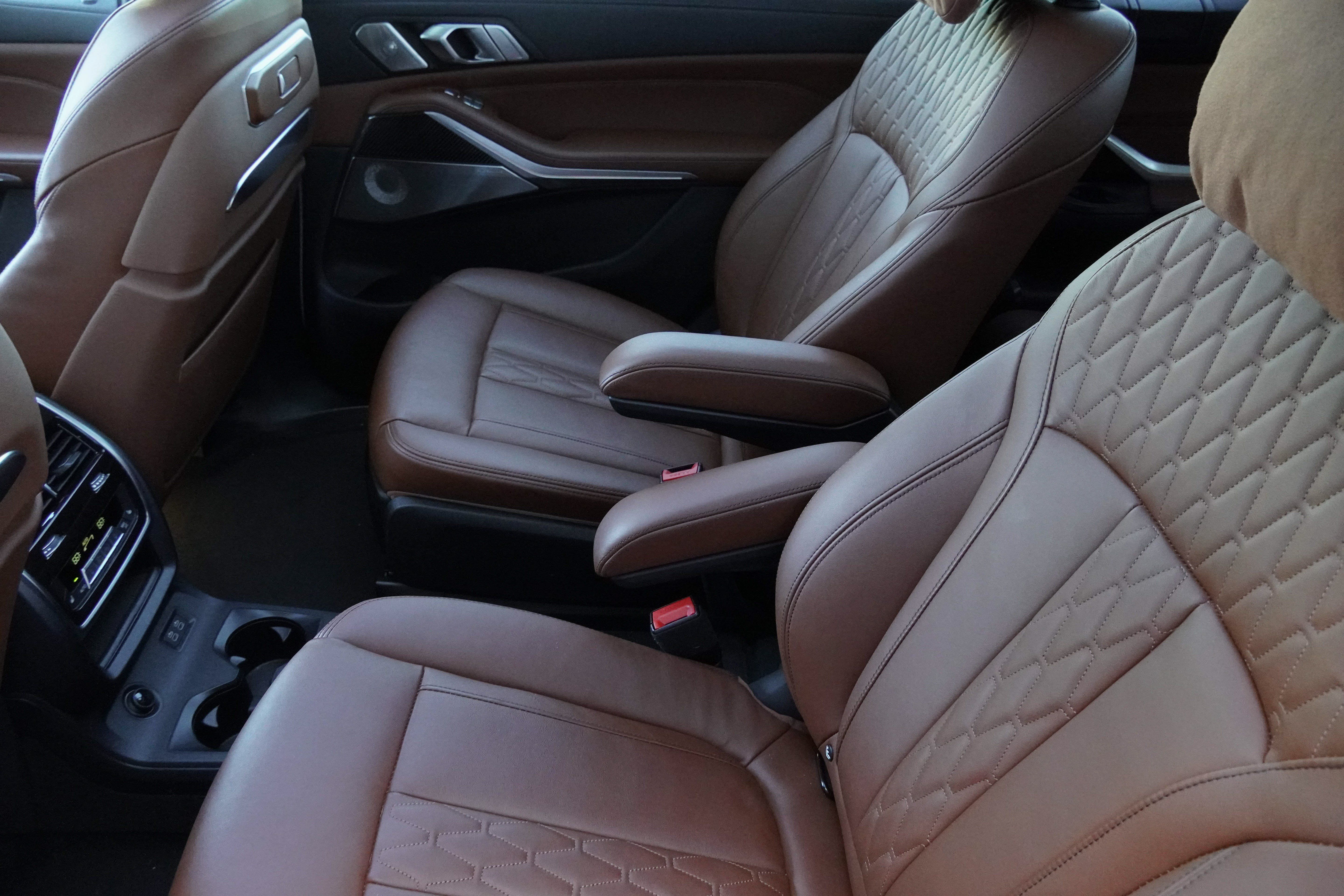 Used 2023 BMW X7 M60i w/ Executive Package AWD/4WD image 40