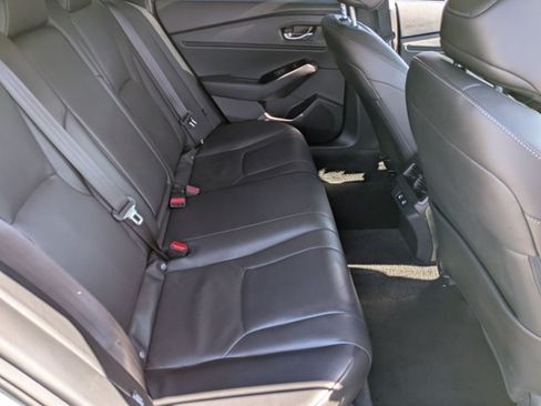 Used 2025 Honda Accord Touring image 19