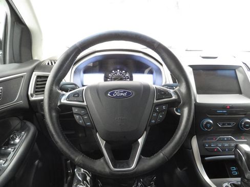 Used 2017 Ford Edge SEL FWD image 14