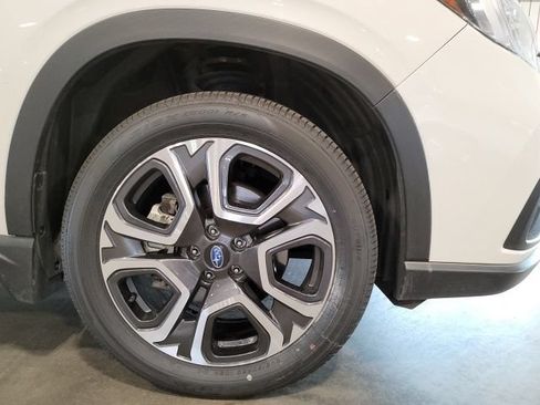 Used 2020 Subaru Ascent Limited w/ Technology Package AWD/4WD image 17
