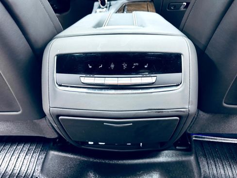 Used 2024 Cadillac Escalade ESV Sport Platinum image 37