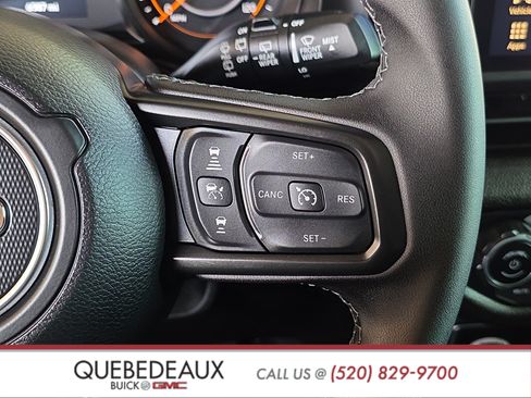 Used 2025 Jeep Wrangler Unlimited Sport AWD/4WD image 15