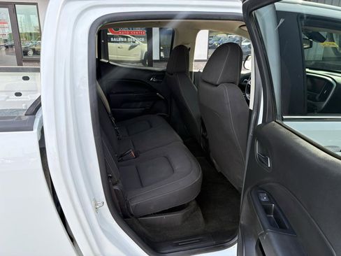 Used 2018 Chevrolet Colorado LT AWD/4WD image 14