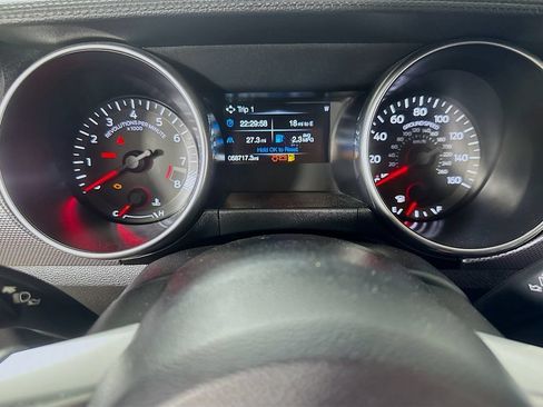 Used 2022 Ford Mustang GT w/ Black Accent Package RWD image 23