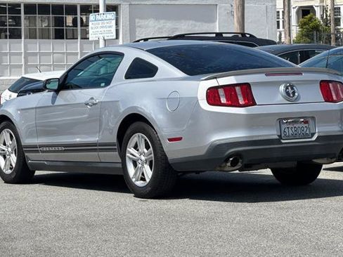 Used 2012 Ford Mustang Coupe RWD image 5