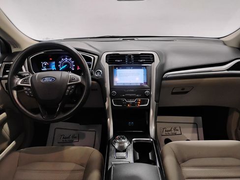 Used 2019 Ford Fusion SE FWD image 73