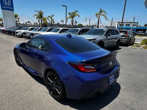 Used 2024 Toyota GR86 Premium RWD image 10