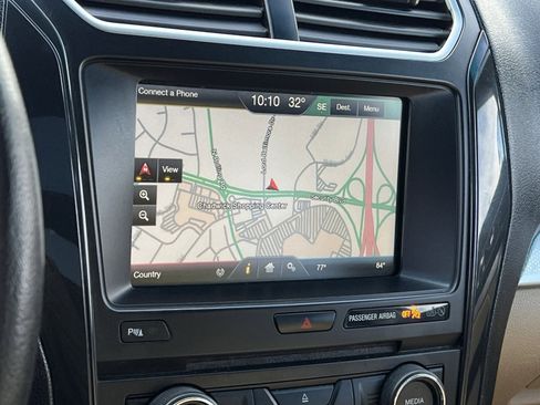 Used 2016 Ford Explorer XLT w/ Equipment Group 202A image 19