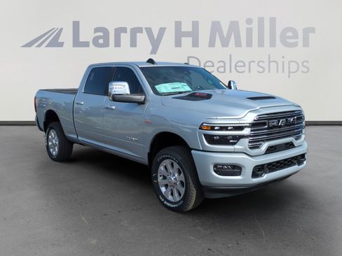 New 2026 RAM 2500 Laramie w/ Sport Appearance Package image 7