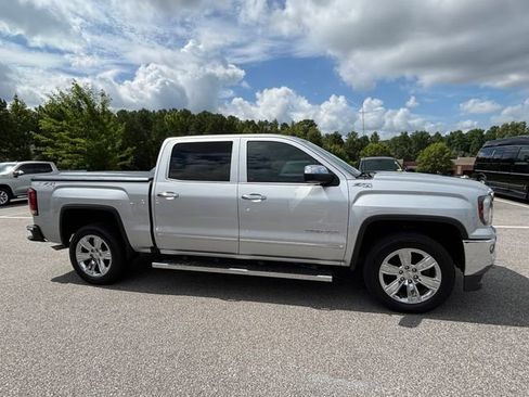 Used 2018 GMC Sierra 1500 SLT w/ SLT Premium Package AWD/4WD image 6