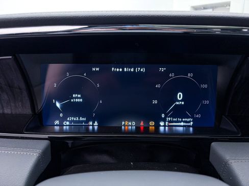 Used 2021 Lincoln Navigator Reserve w/ Luxury Package image 38