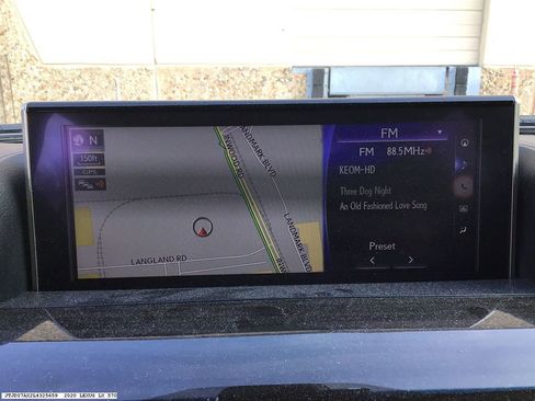 Used 2020 Lexus LX 570 4WD w/ Sport Package image 10