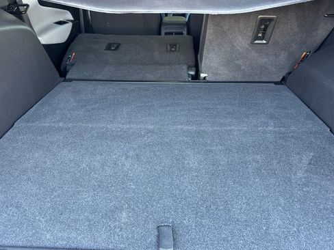 Used 2022 Chevrolet Equinox LT image 17