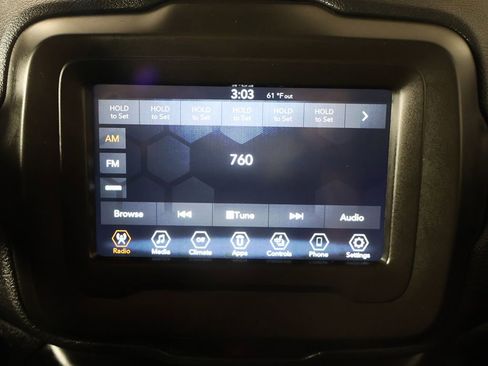 Used 2020 Jeep Renegade Altitude AWD/4WD image 37