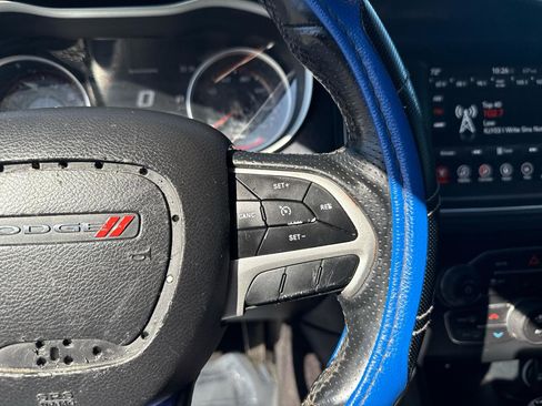 Used 2017 Dodge Charger SXT w/ Plus Group image 19