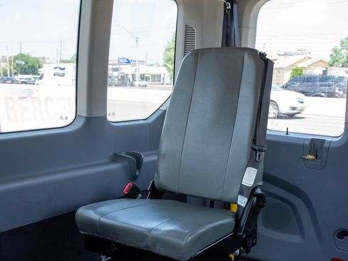 Used 2017 Ford Transit 350 XL RWD image 19