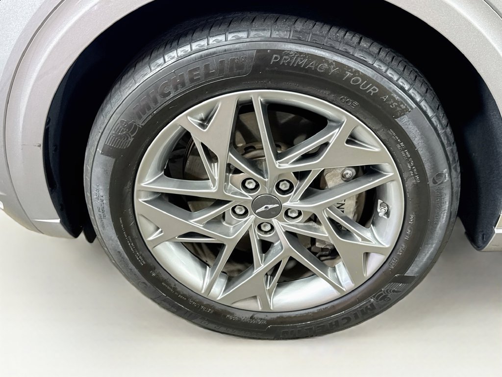 Used 2023 Genesis GV70 2.5T w/ Advanced Package AWD/4WD image 42