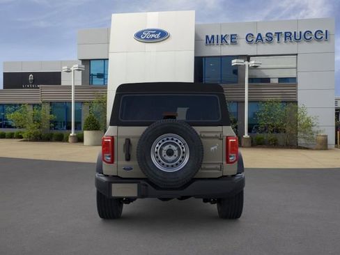 New 2025 Ford Bronco 4-Door AWD/4WD image 6