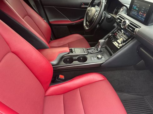 Used 2022 Lexus IS 300 image 15