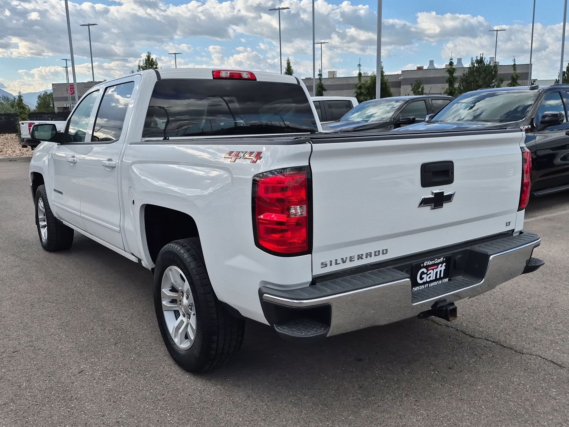 Used 2018 Chevrolet Silverado 1500 LT w/ All Star Edition AWD/4WD image 5