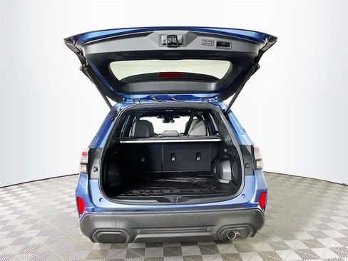 Certified 2025 Subaru Forester Limited w/ Protection Package image 32