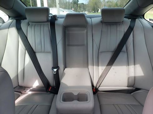 Used 2018 Honda Accord Touring image 18