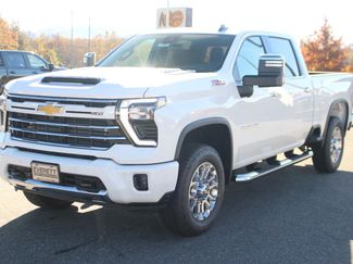 New 2025 Chevrolet Silverado 2500 LT w/ Z71 Chrome Sport Edition video 3
