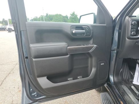 Used 2021 Chevrolet Silverado 1500 LTZ w/ Technology Package AWD/4WD image 29