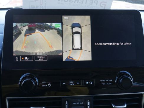 Used 2023 Nissan Armada Platinum w/ Captain's Chairs Package image 39