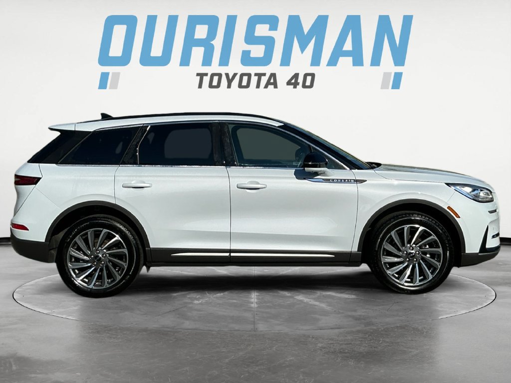 Used 2026 Lincoln Corsair Reserve w/ Rear Removable Package Tray AWD/4WD image 8