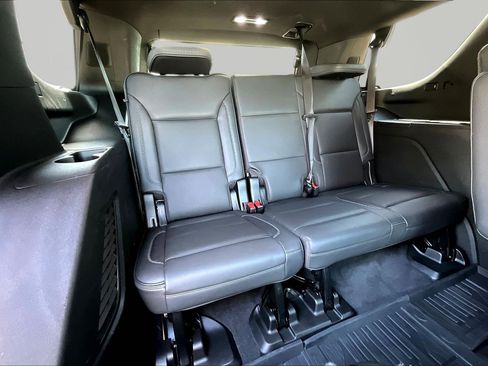 Used 2021 GMC Yukon Denali w/ Denali Premium Package AWD/4WD image 26