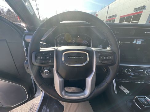 Used 2023 GMC Sierra 1500 Denali w/ Denali Reserve Package image 16