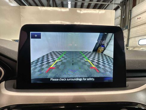 Used 2022 Ford Escape SE image 22