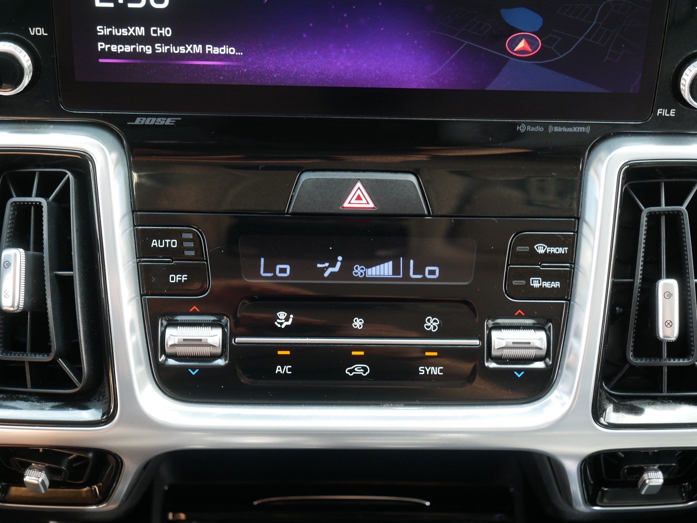 Certified 2023 Kia Sorento SX Prestige AWD/4WD image 23