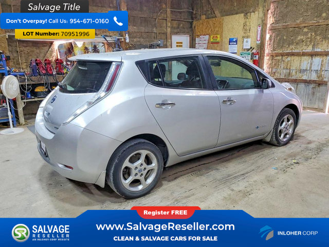 Used 2013 Nissan Leaf SV w/ LED & Quick Charge Pkg FWD image 4