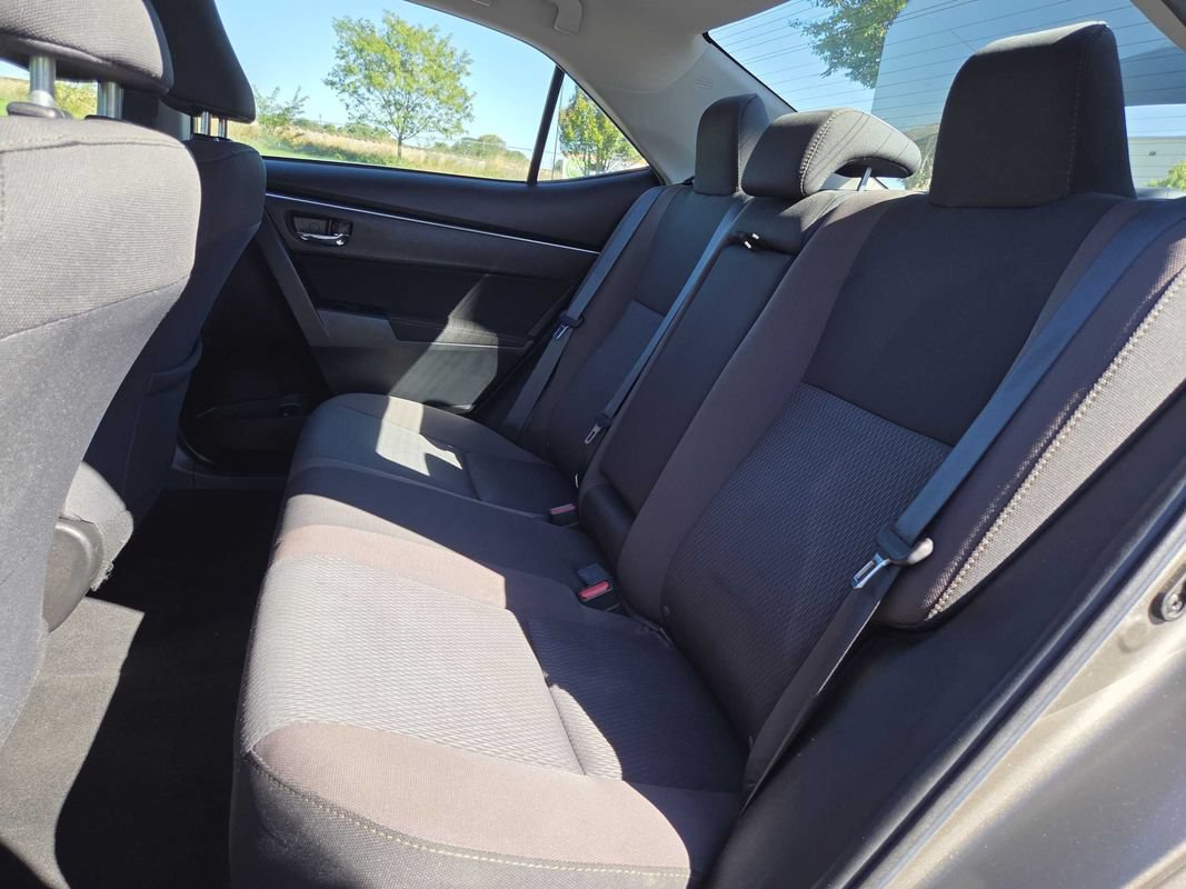 Used 2019 Toyota Corolla LE FWD image 11
