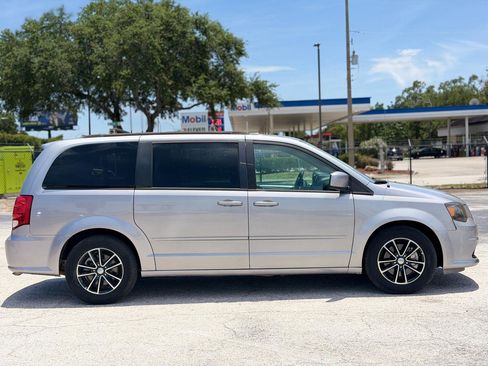 Used 2017 Dodge Grand Caravan GT FWD image 6