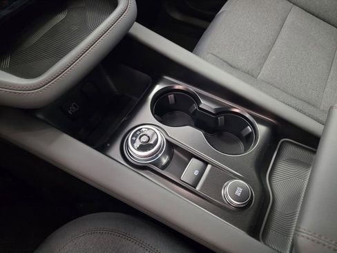 New 2026 Ford Explorer Active image 16