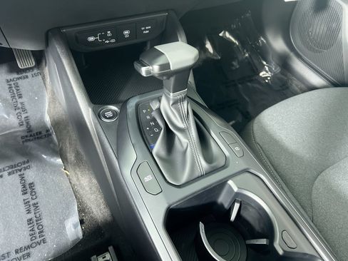 New 2026 Kia K4 FWD image 22