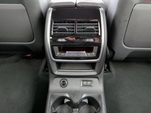 Used 2026 BMW X7 xDrive40i image 35