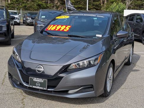 Used 2024 Nissan Leaf S image 7