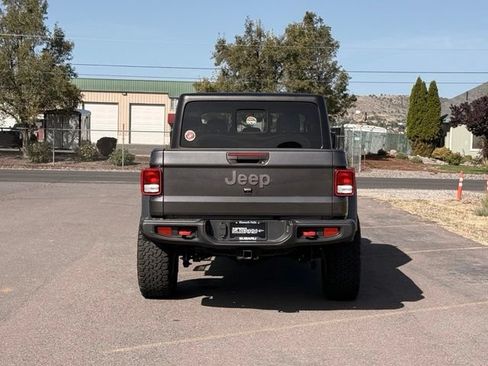 Used 2023 Jeep Gladiator Rubicon w/ Trailer Tow Package AWD/4WD image 4
