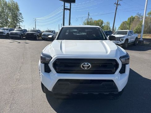 Used 2024 Toyota Tacoma SR RWD image 8