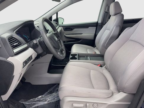 Used 2019 Honda Odyssey EX image 17