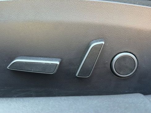 Used 2022 Tesla Model 3 Performance image 17